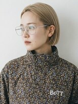 キビト(kibito)&nbsp;東新宿御苑金髪ボブミニボブミルクティーベージュ20代30代40代