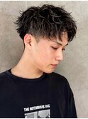 刈り上げ ツーブロック 20代 メンズショート 波巻きパーマ