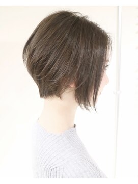 ダルシット(dulcet★★★) 【★★★】全方位うっとり美シルエット★大人の洗練ショート