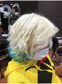 スノーホワイト×ターコイズブルーグラデーション