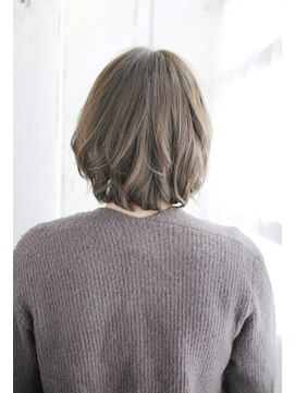 オルテプラスエヌ(horte +n) 20代30代40代 外国人風レトロロマンボブ【京都駅】