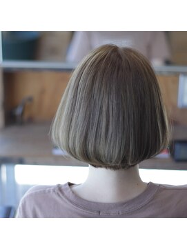 シゾーマエダ(ciseaux maeda) ハイトーングレージュボブ