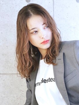 ラティ(Ratie) "Ratie"外国人風ロング【久屋大通/栄】