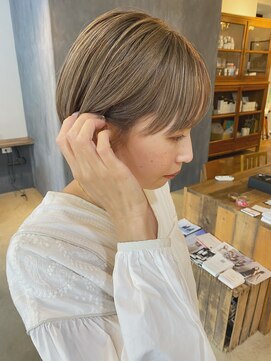 ロティー(loty) 【天神今泉loty】小顔マッシュショート×ミルクティーベージュ