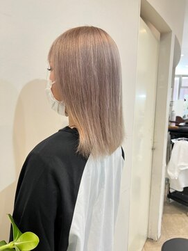 カルマ(KARMA) ハイトーンベージュ！