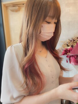 ニコル(NICOLL) 柔らかベージュ×ピンクインナーカラー