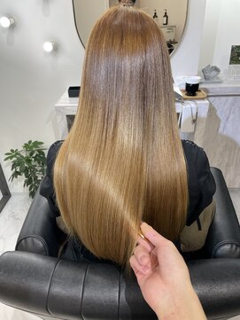 アールサロン アザブジュウバン(Rr SALON Azabu juban) ハイトーン×Rr SALON Hydro XE TREATMENT