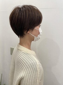 ラテ ヘア リリィ(latte hair lily) 大人可愛い/ショートマッシュ