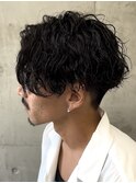 大人の黒髪ミディアムロング波巻きパーマツイストスパイラルヘア