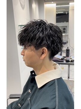 プルーブトウキョウ 渋谷(PROVE TOKYO) ツイストスパイラル刈り上げマッシュ