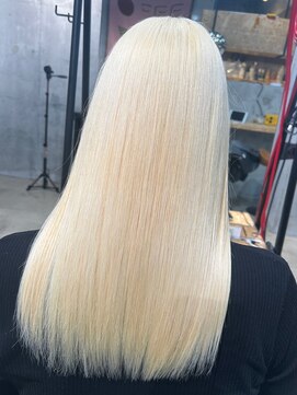 ネハス(nehus.) ムラ修正ブロンドこなれミディ/イメチェン/透明感カラー