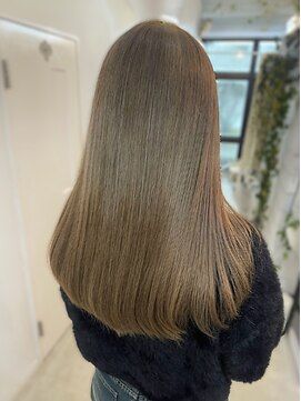 ジゼル 博多筑紫口店(GiseL) ロング　髪質改善　ベージュカラー　艶感　20代30代