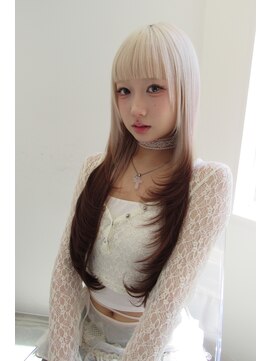 ユーフォリア 新宿通り(Euphoria) レイヤーカット/韓国ヘア/デザインカラー/エンドカラー