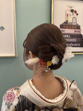 アンフィ 矢向(Anphi) 5-10 つるっと下めシニヨン