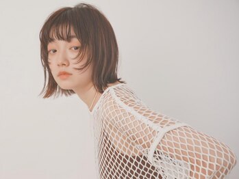 ランプ 柏(Lamp)の写真/ヘアサロンで【小顔】をつくる！お顔周りのレイヤーカットが鍵★翌日以降もセルフで小顔&可愛いをキープ◎