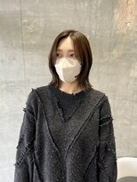 イロア(iroa) センターパート外はね大人ボブ