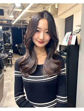 ハーバイリンヘアー(her by rin hair) くびれレイヤーロングかきあげ前髪顔まわり美髪矯正 渋谷表参道