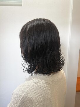 ミーティア バイ クアトロ(Meteor By QUATRO) ボブパーマ