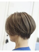 キャパ 秦野(CAPA)&nbsp;ハイライト細目に入れた白髪ぼかしハイライト