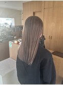 赤みが気になる方に！人気のベージュカラーで柔らかさを