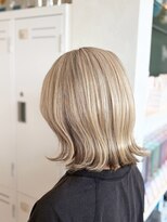 リセテラス (Lycee terrace)&nbsp;白髪を活かすカラーデザイン