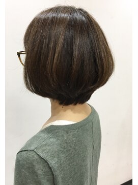 キャパ 秦野(CAPA) 大人ゆるふわショートボブ