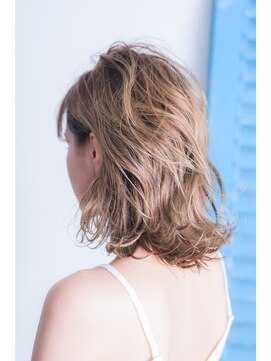 ミエル ヘア 新宿(miel hair) 【miel hair新宿】~透明感♪ブルーアッシュカラー☆