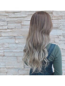 ルシードスタイル　ムースユイット(LUCIDO STYLE mousse8) シルバーバレイヤージュカラー