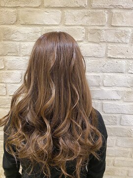 アラモア 国立(Alamoa) ブリーチなし×ゴールドベージュ