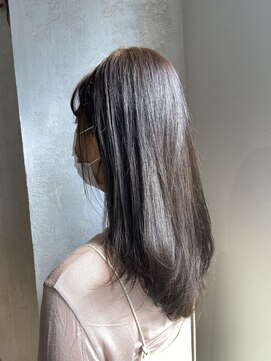 エディ(eddie) 【eddie】透け感カラーロング