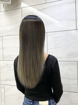 ループ(LOOP) バレイヤージュカラー