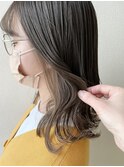 ミルクティーベージュのイヤリングカラー/パールアッシュ