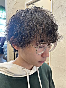 バサラ(basara) 波巻きスパイラルパーマツイストスパイラルパーマメンズマッシュ