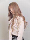 ロング×ピンクベージュカラー