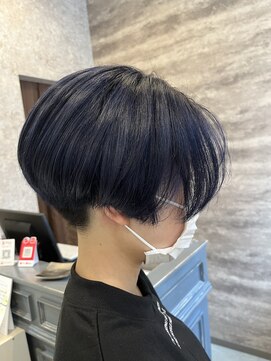 ヘアー ブランコ(hair Blanco) ネイビーショートスタイル