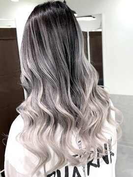 シエラ 南船場(CIERA.) CIERA.バレイヤージュ