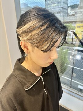 アヴァンス 神戸元町(AVANCE) センターパート×インナーカラー【神戸元町】