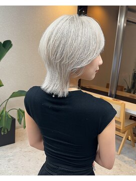 天神美容室 ダブルカラー/レイヤーカット/ハイトーン