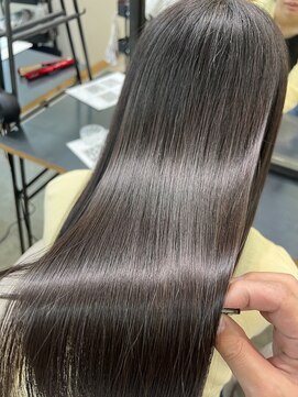 ラヴィエ(RAVIE) 【半田・髪質改善】縮毛矯正/トリートメント/マンツーマン