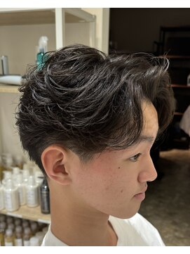 バース 梅田中崎町店(BIRTH) ニュアンスパーマセンターパートフェザーパーマワンカールパーマ