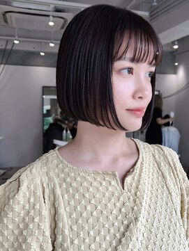 ファボリア(favoria) 抜け感ボブ