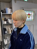 ラフィット 香椎(lafit)&nbsp;ケアブリーチミルクティーベージュ抜きっぱなしショートヘア