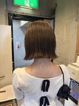チル(CHILL) ○ beige bob