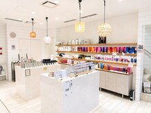 Aujua・BYKARTEなど人気サロン専売品を比較できます【渋谷/韓国/髪質改善/レイヤーカット/前髪】