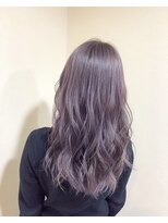 ヴィダ クリエイティブ ヘアーサロン(Vida creative hair salon) デザインカラーラベンダーアッシュ