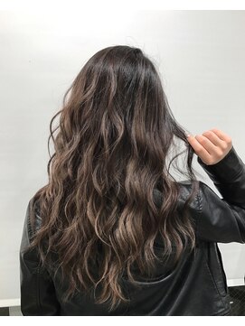 バンクスヘアー(BANK'S HAIR) ブラッキーベージュバレイヤージュハイライト