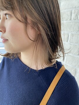 グリーン(green) イヤリングカラー ミルクティー bymisaki