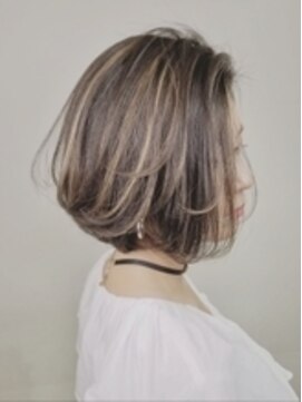 アグ ヘアー カルネ 放出駅前店(Agu hair carnet) 《Agu hair》ハイライト×エアリーショートボブ