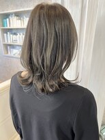 キャアリー(Caary)&nbsp;福山Caary大人モテ冬スタイルアッシュベージュくびれセミロング