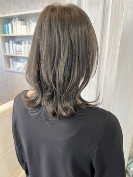 キャアリー(Caary) 福山Caary大人モテ冬スタイルアッシュベージュくびれセミロング